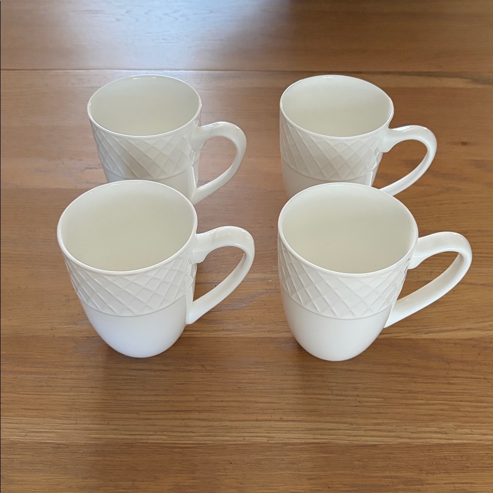 Set of 4 Mikasa large trellis coffee/tea mugs cups - Picture 7 of 9